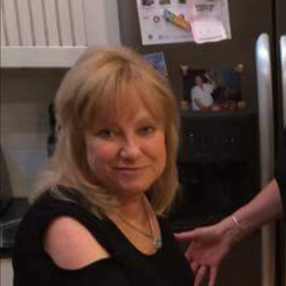 Meet your Posher, Carol